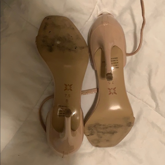 BCBG generation heels - Picture 2 of 7